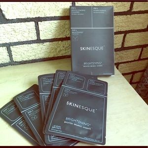 New - Skinesque -Brightening- 3 Step Charcoal Mask